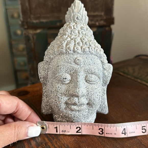 Grey & White Stone Face Buddha Head - Picture 10 of 10